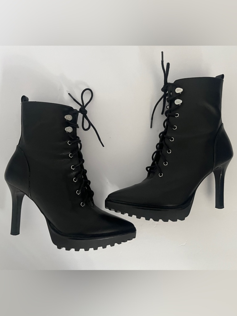 Michael Kors Kyle Leather Lace-Up Stiletto Boot in Black - Size 6